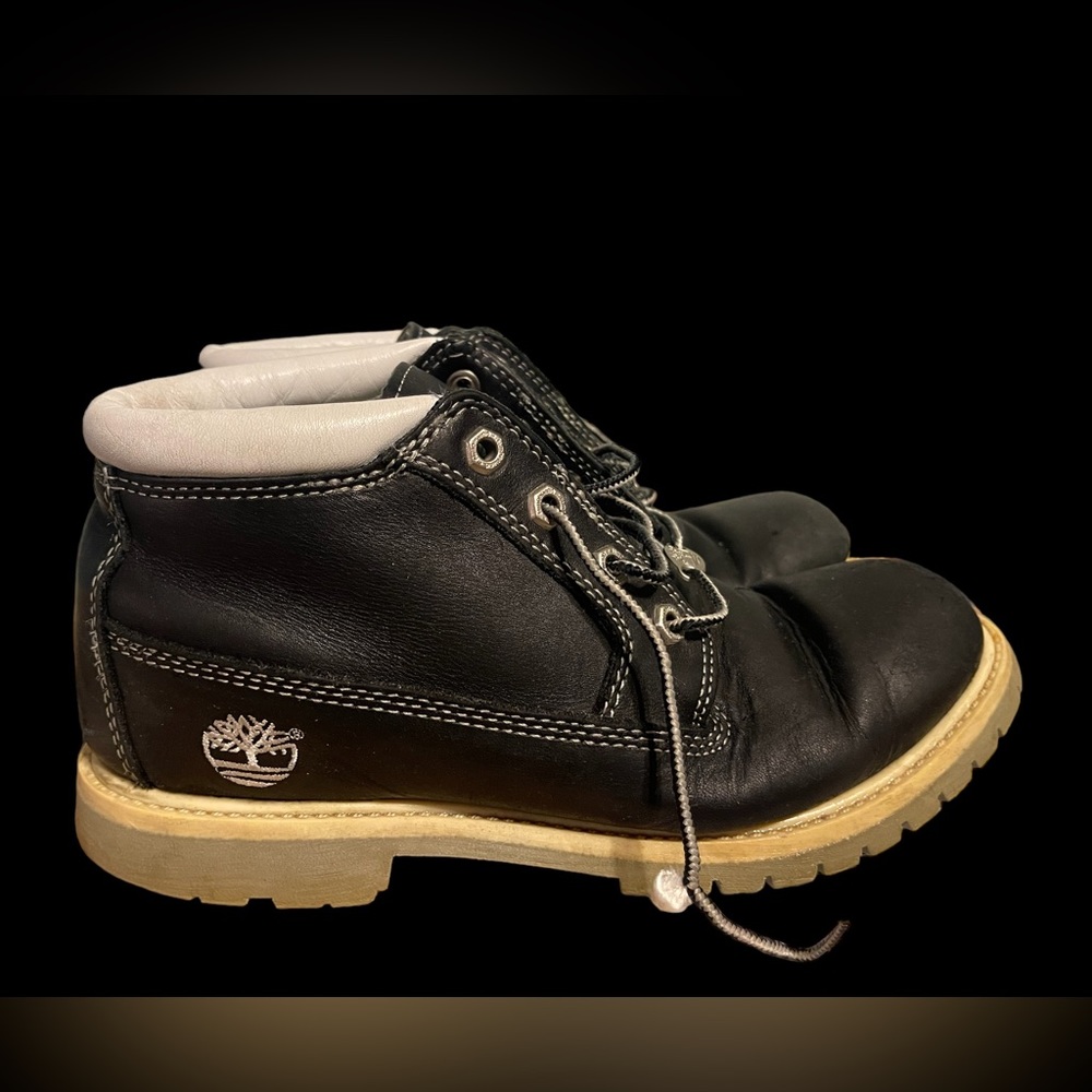 Vintage Leather Timberlands size 8.5 womens